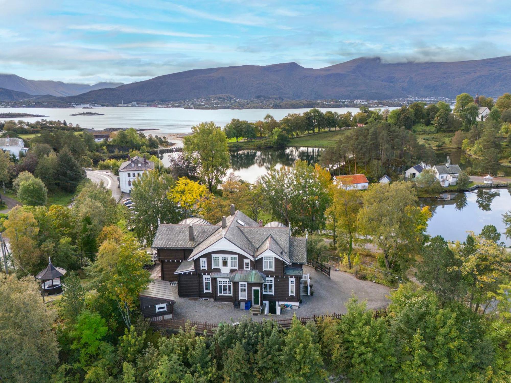 Jervell 2 Bnb Alesund Ngoại thất bức ảnh